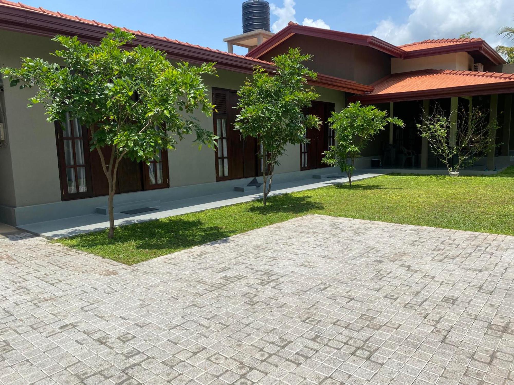 Negombo 146 Homestay Exterior foto